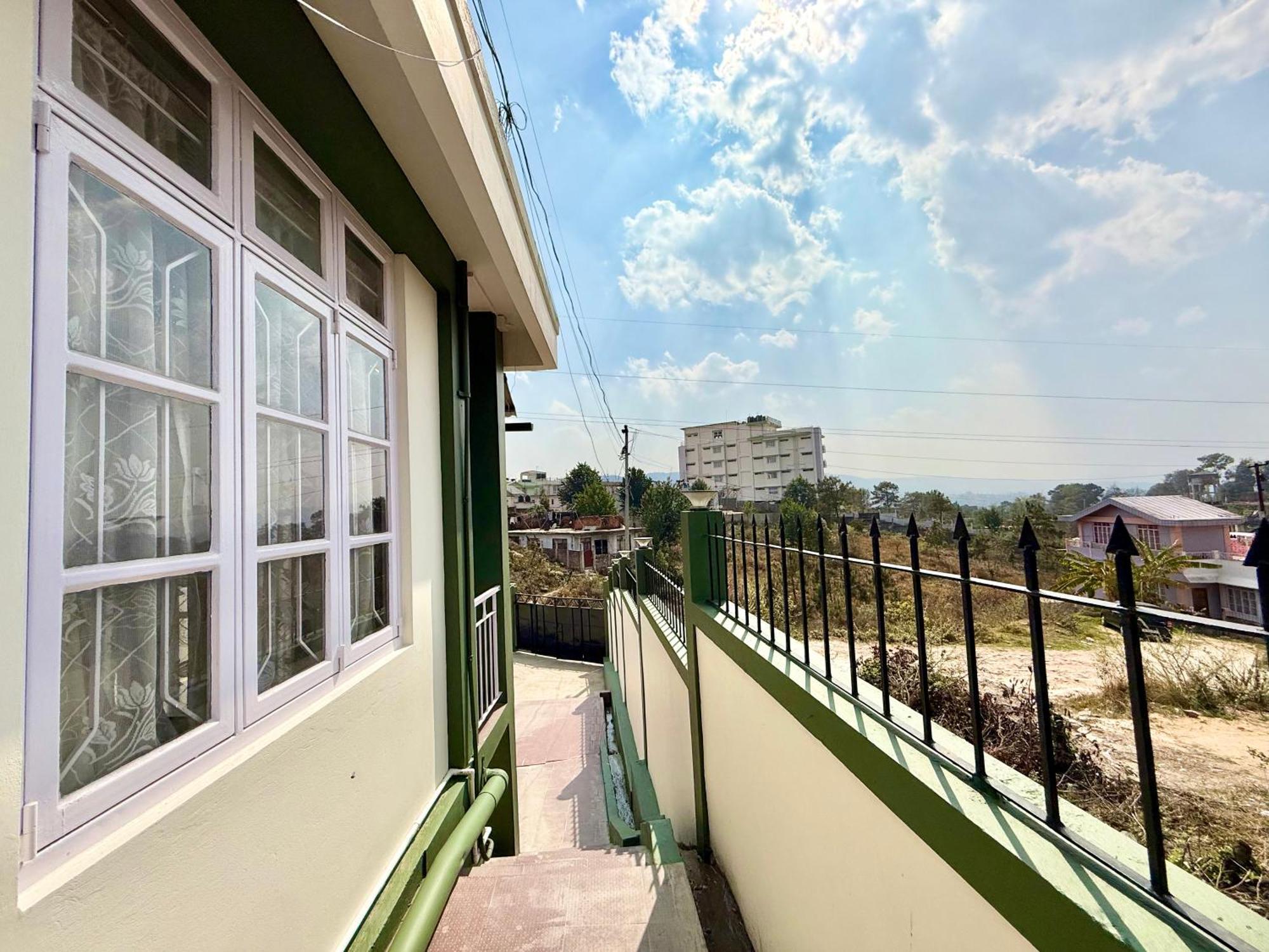 Yepplo Holiday Home - Complimentary Breakfast - 24 Hrs Caretaker & Power Backup Shillong Kültér fotó